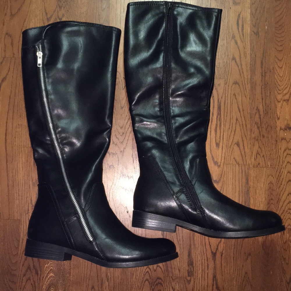 Tall black boots
